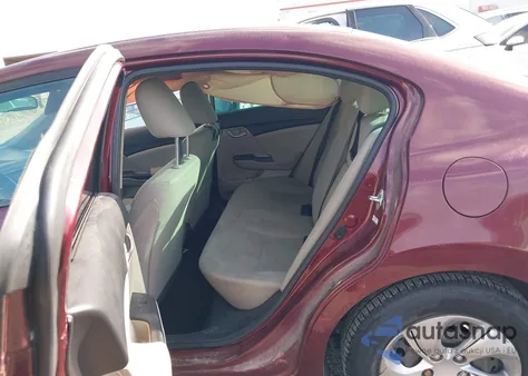 2013 Honda Civic Lx z USA, uszkodzony, nr VIN 2HGFB2F51DH600967